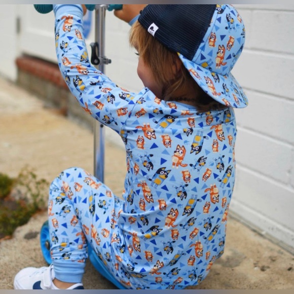 💥SOLD💥George hats Bluey bamboo set - Picture 5 of 5